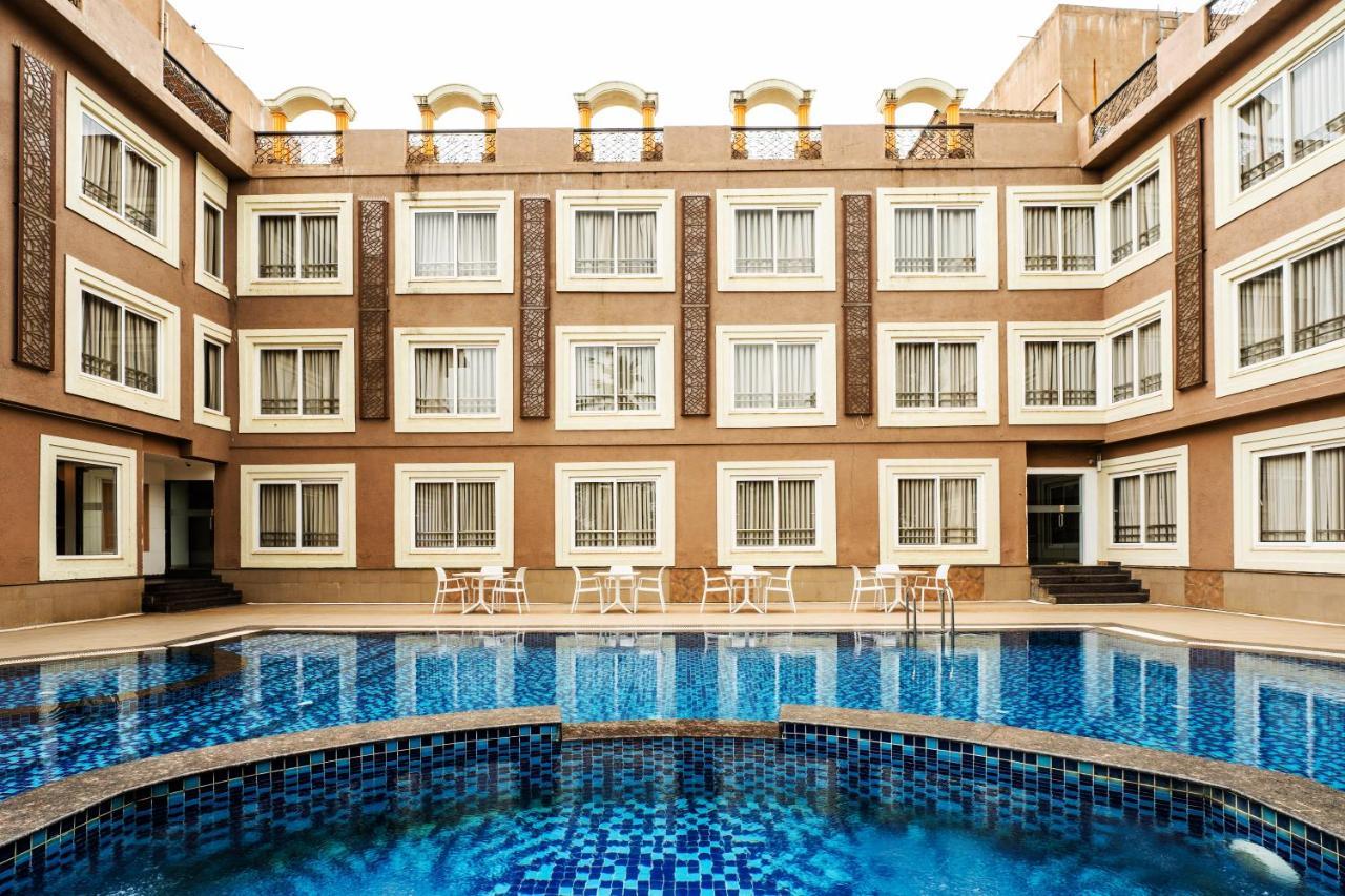 Zone Connect By The Park Parra Goa Hotel Anjuna Ngoại thất bức ảnh