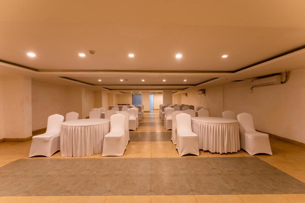 Zone Connect By The Park Parra Goa Hotel Anjuna Ngoại thất bức ảnh
