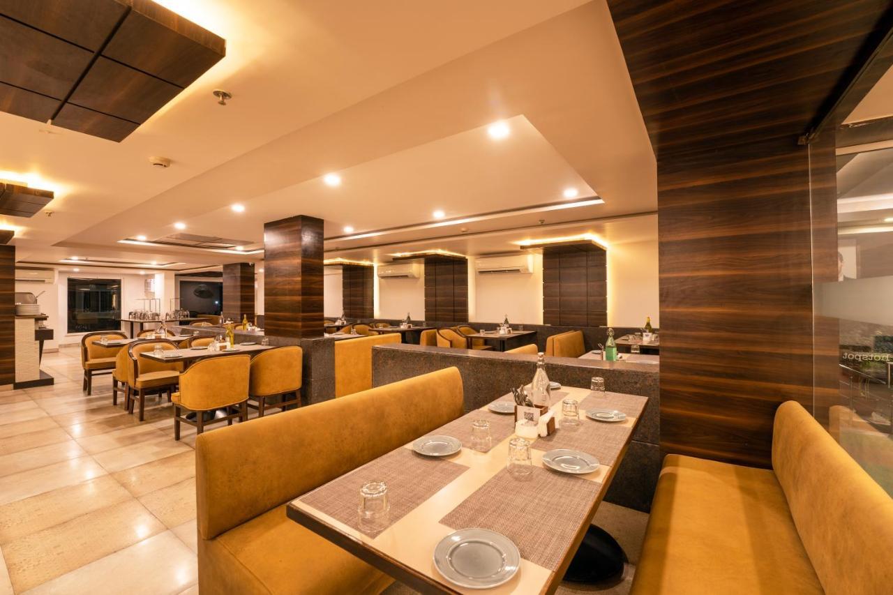 Zone Connect By The Park Parra Goa Hotel Anjuna Ngoại thất bức ảnh