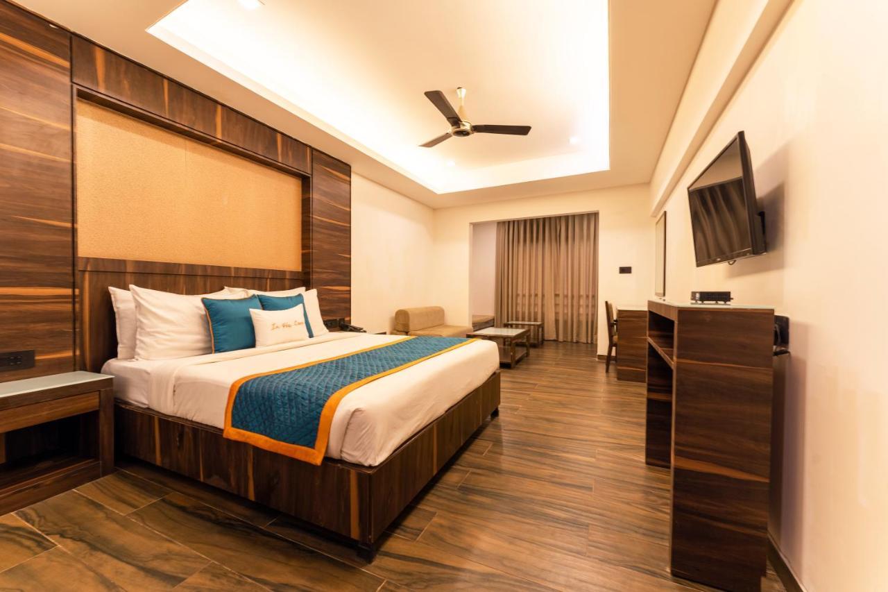 Zone Connect By The Park Parra Goa Hotel Anjuna Ngoại thất bức ảnh