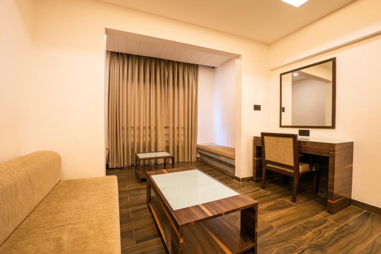 Zone Connect By The Park Parra Goa Hotel Anjuna Ngoại thất bức ảnh