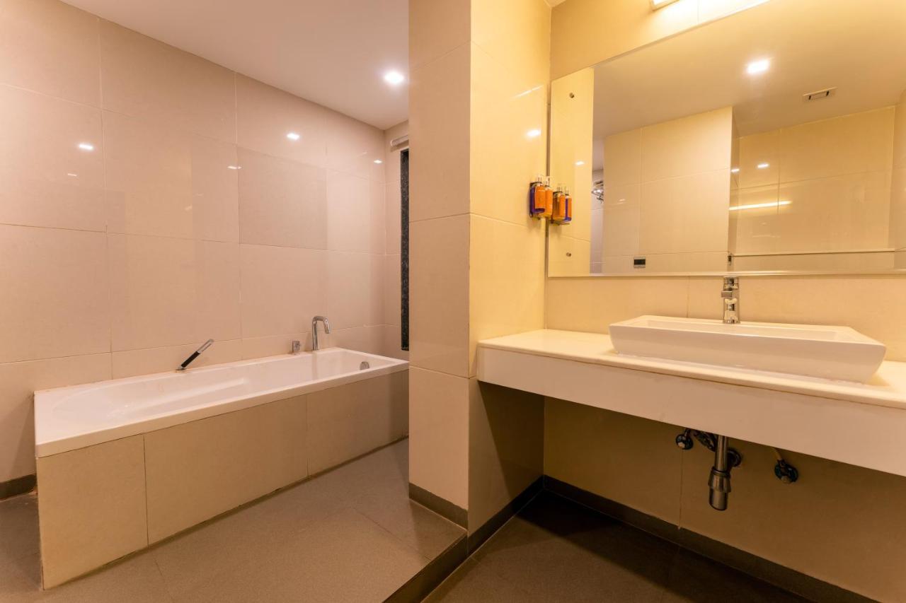 Zone Connect By The Park Parra Goa Hotel Anjuna Ngoại thất bức ảnh