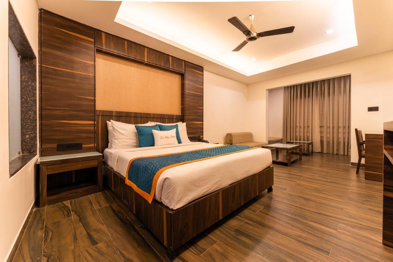 Zone Connect By The Park Parra Goa Hotel Anjuna Ngoại thất bức ảnh