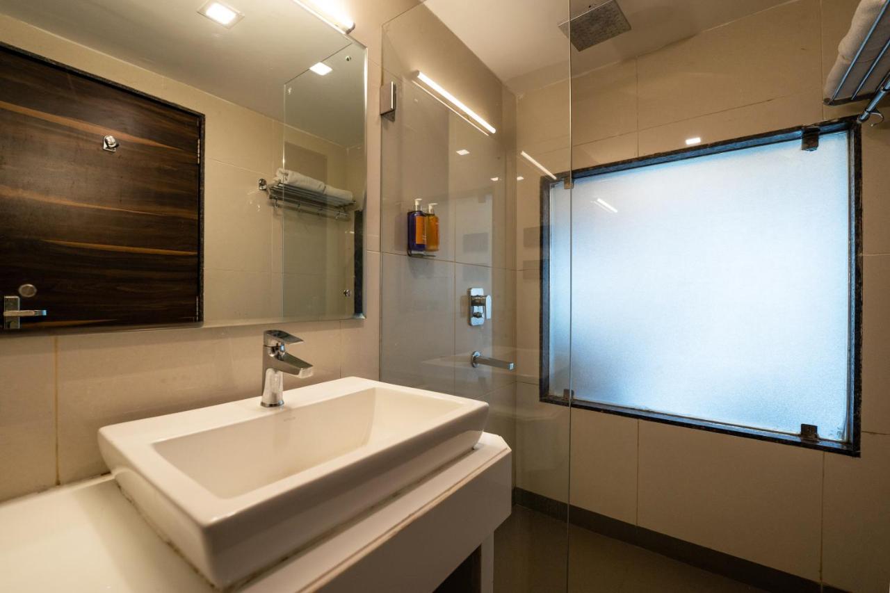 Zone Connect By The Park Parra Goa Hotel Anjuna Ngoại thất bức ảnh