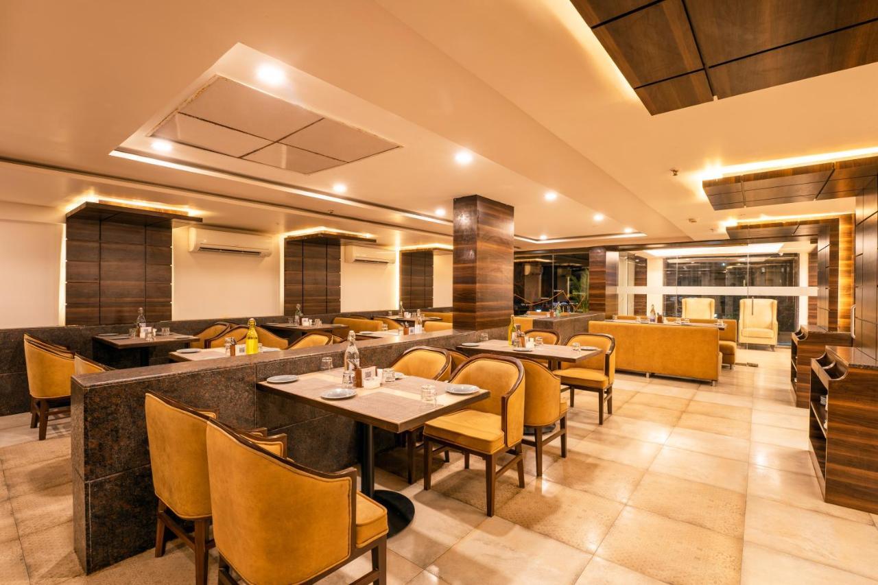 Zone Connect By The Park Parra Goa Hotel Anjuna Ngoại thất bức ảnh
